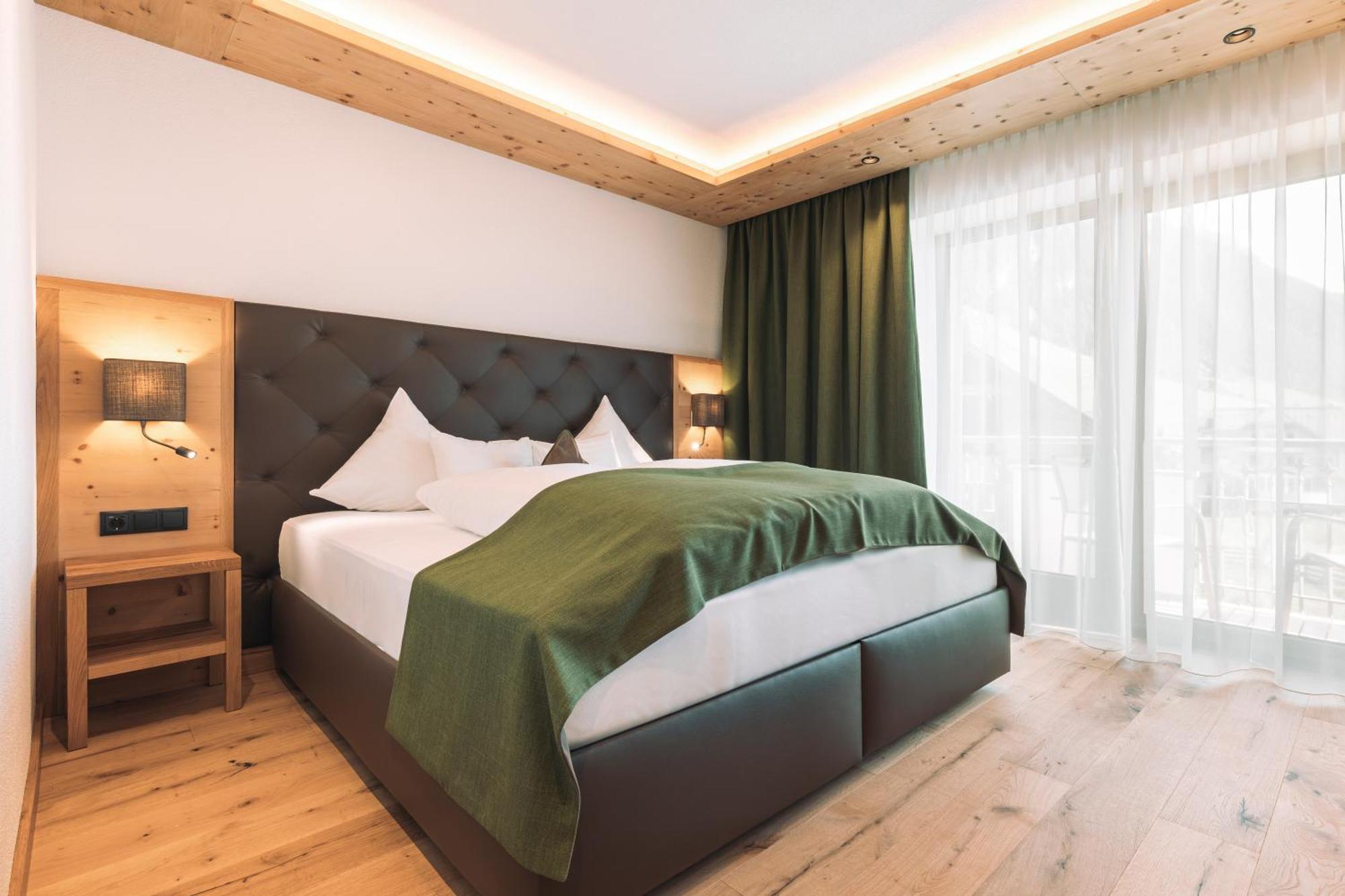 Hotel Olympia Ischgl Exterior photo